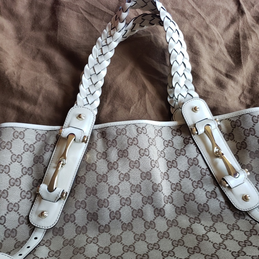 💥💥SOLD💥💥Authentic Gucci Pelham Shoulder Bag - Picture 4 of 5